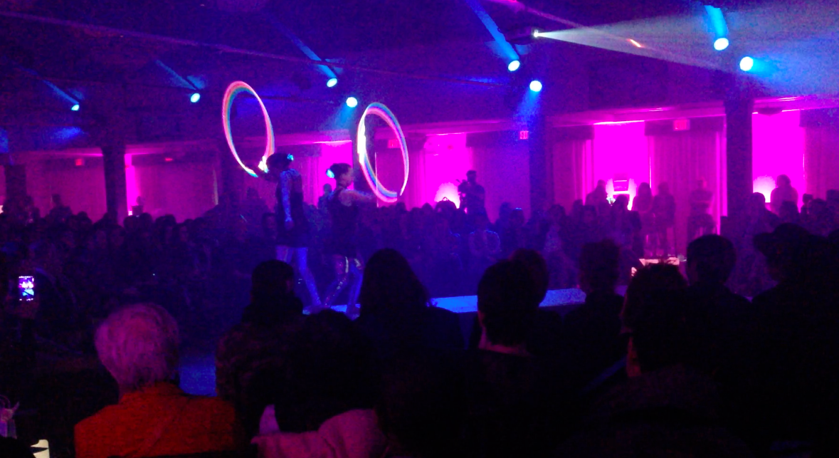 led glow hoop duo dancing